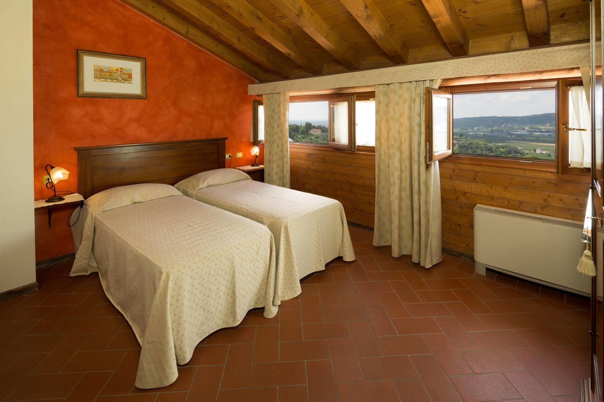 Agriturismo Casa Rosa Verona Exterior foto